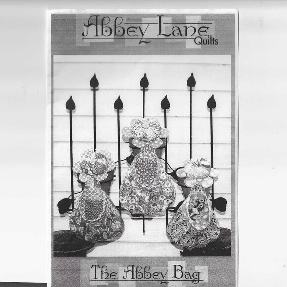 Abbey Lane Quilts Pattern: The Abbey Bag for Sewers - Picture 1 of 3